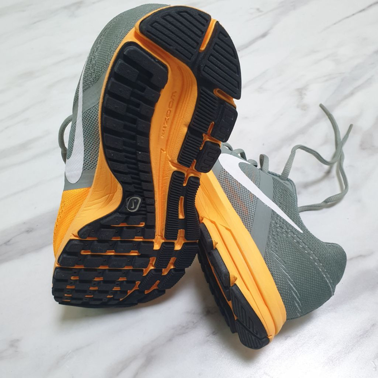 나이키 우먼스 에어 페가수스 +30 사이즈 230 이미지