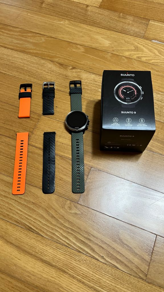 순토9 블랙 이미지