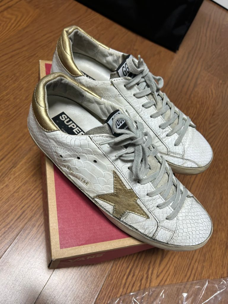 골든구스 슈퍼스타 스니커즈 (255-260) 정품 이미지