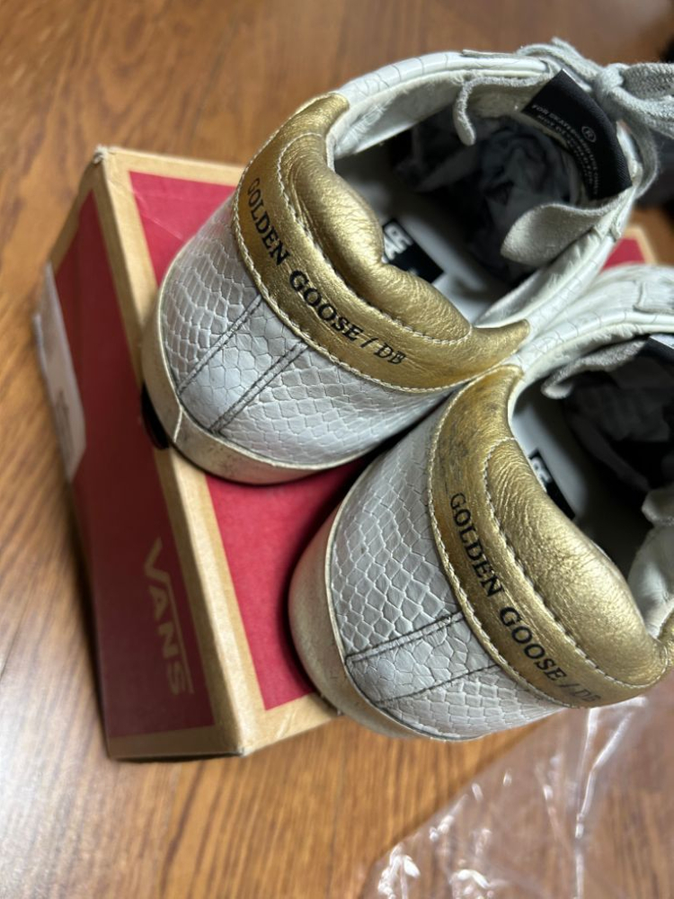 골든구스 슈퍼스타 스니커즈 (255-260) 정품 이미지