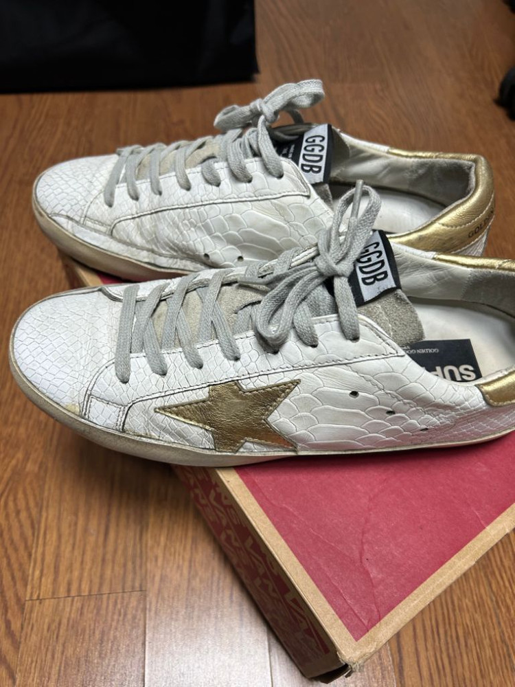 골든구스 슈퍼스타 스니커즈 (255-260) 정품 이미지
