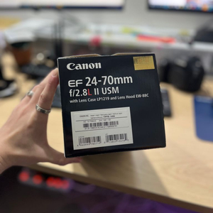 캐논 EF 24-70mm f/2.8L II USM