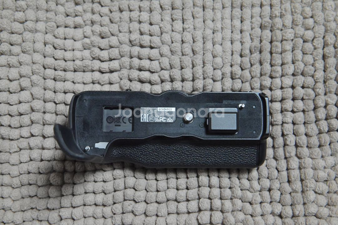 후지X-T2 세로그립 팝니다--5