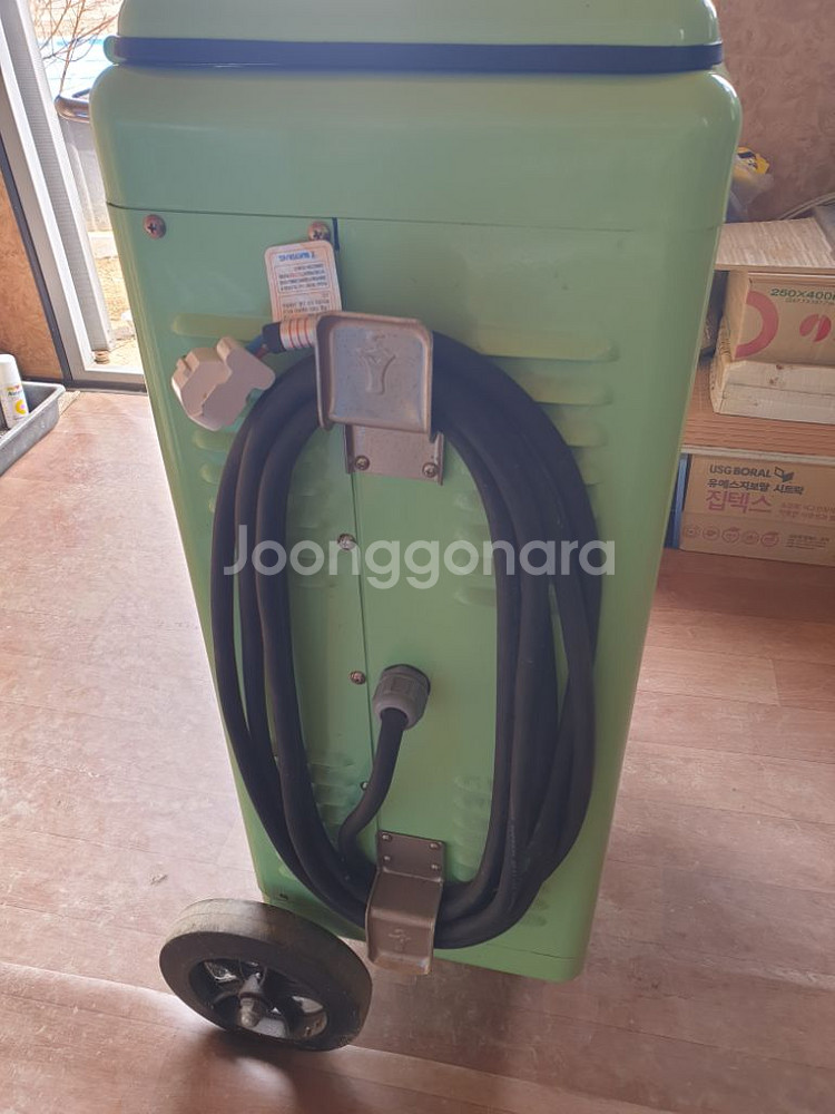 자동차 베터리 충전기 (석영12v/24v)--3