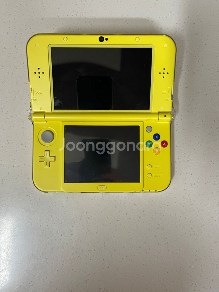 닌텐도 3ds 피카츄 에디션--1