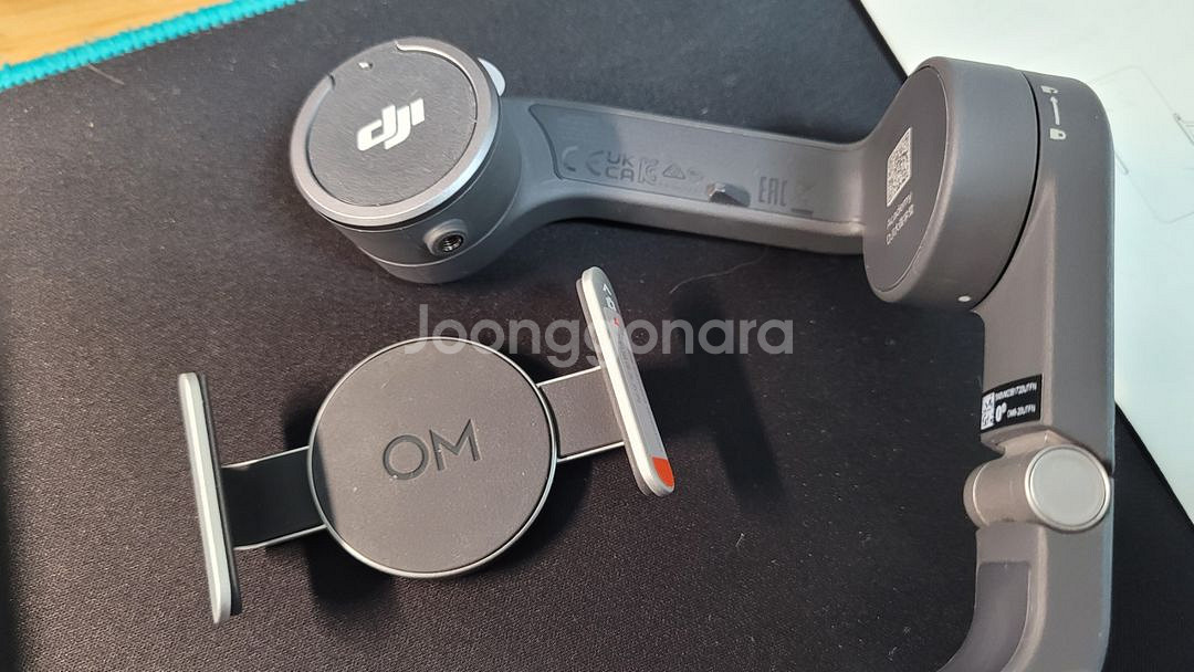 DJI 오스모모바일6 포장만 뜯은 신동품 저렴하게--3