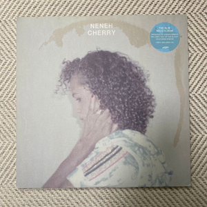 네네체리 Neneh Cherry LP 판매해요