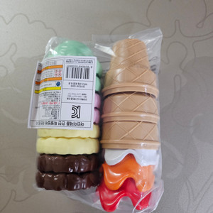 미개봉 아이스크림 카트용 토핑콘 1만원에 팝니다