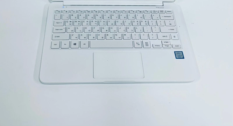 삼성 노트북 9 Always 13인치 i3-8130U 이미지