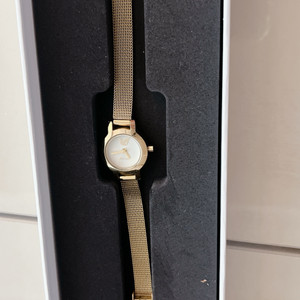 정품) 티르리르 골드메탈 심플데일리 시계 판매