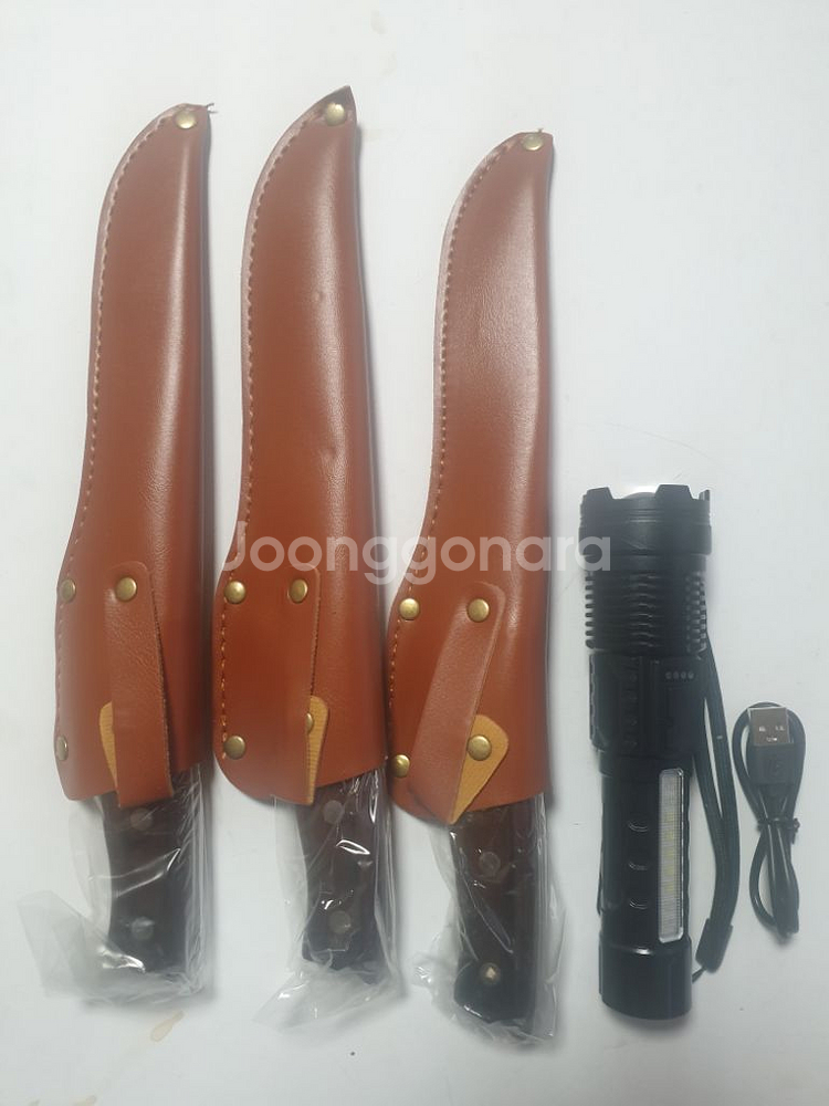 (무료배송)캠핑칼세트 + xhp50,랜턴--1