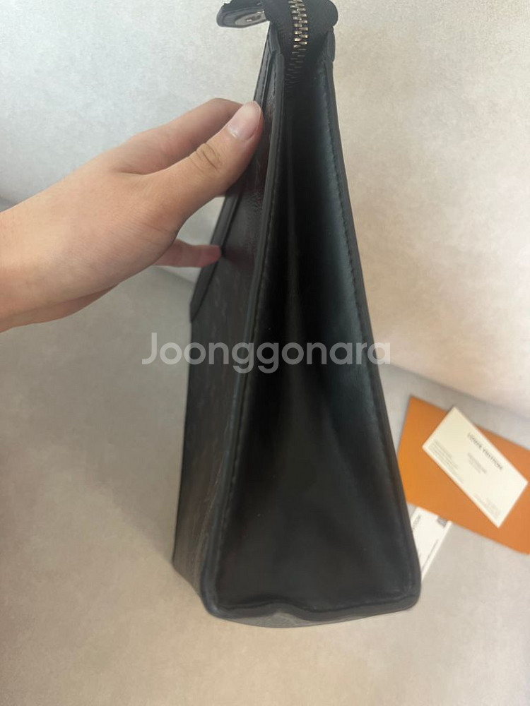 백화점판 루이비통 포쉐트 보야주 클러치--2