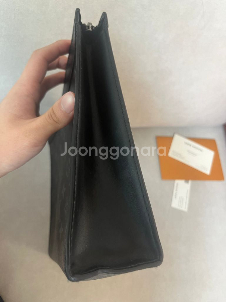 백화점판 루이비통 포쉐트 보야주 클러치--1
