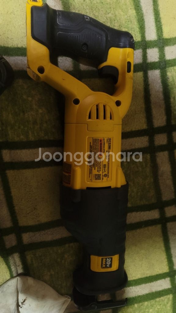 디월트충전컷쏘--1