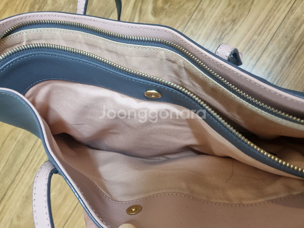 질스튜어트 숄더백--3