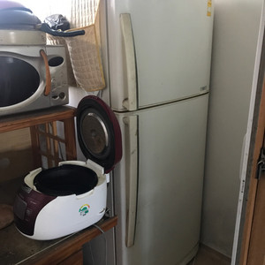[무료나눔] 삼성 문단속 냉장고 무료 나눔합니다