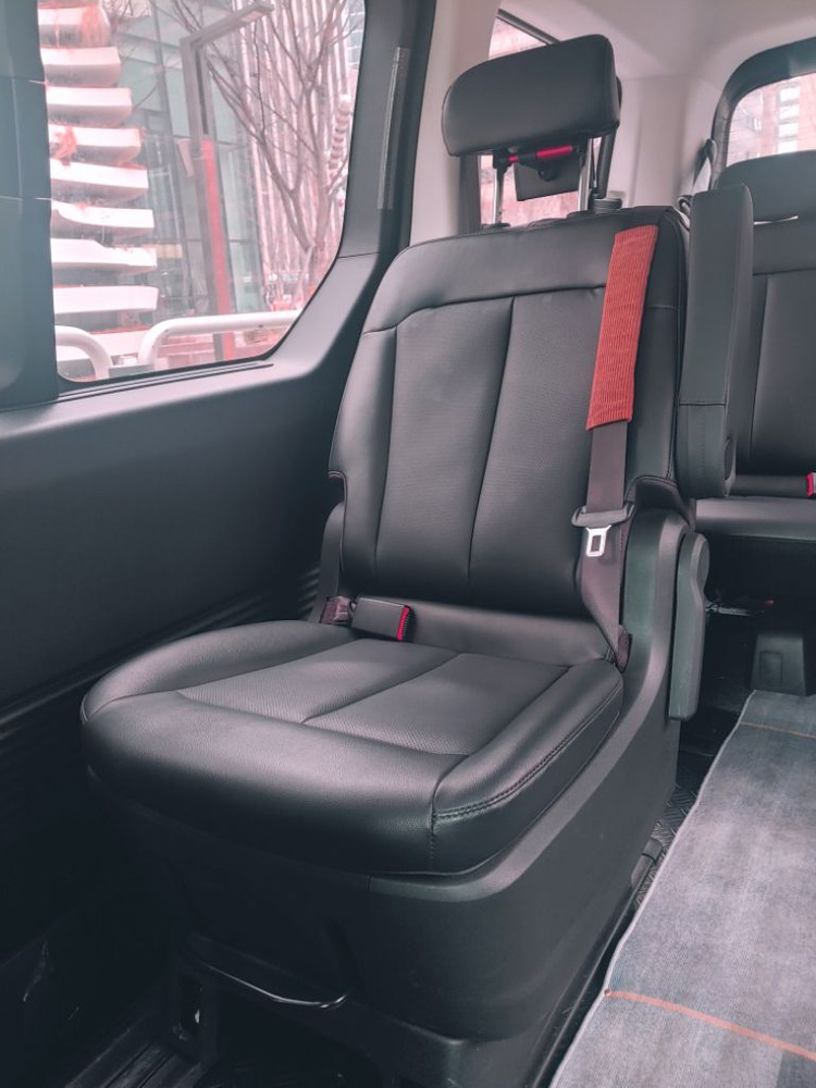 스타리아투어러 좌우독립시트--1