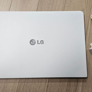 LG 14인치 노트북 (14Z950-GA3MK)