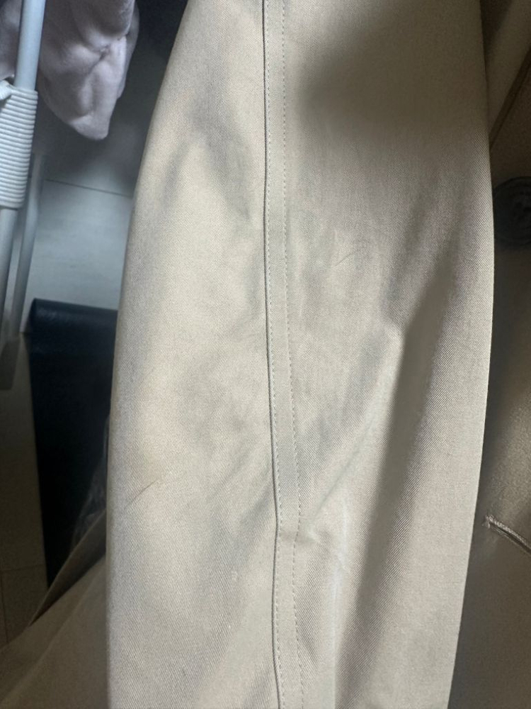 버버리 샌드링엄 롱 트렌치코트uk4--9