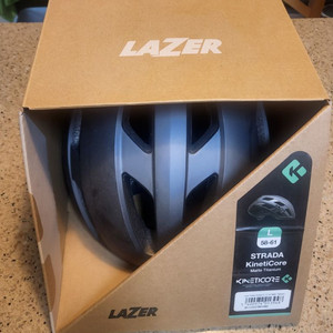 LAZER STRADA KinetiCore 헬멧 팝니다