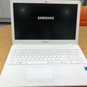 삼성 노트북. i3-5005/8GB/M.2-256