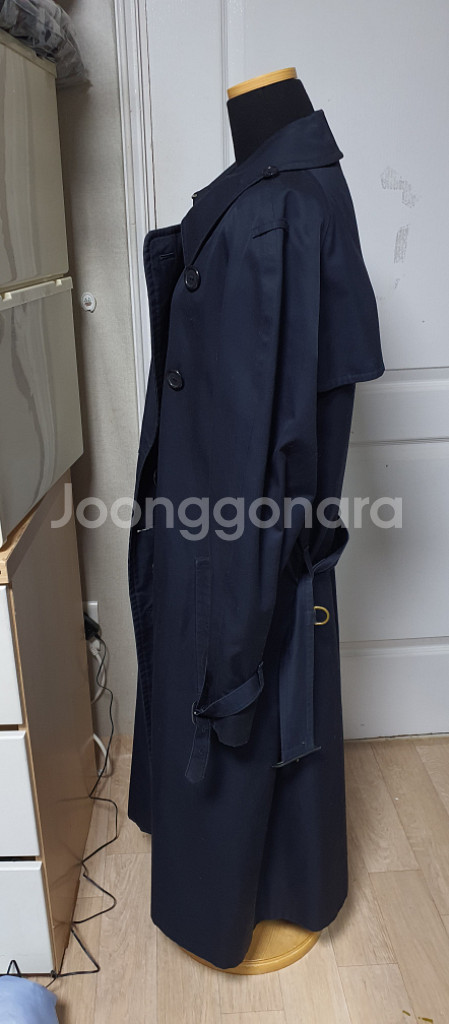 정품 버버리 남성트렌치코트 (약 95~100)--1
