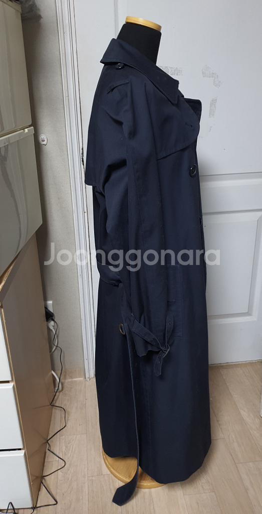 정품 버버리 남성트렌치코트 (약 95~100)--3