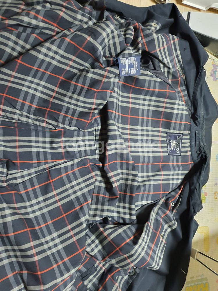 정품 버버리 남성트렌치코트 (약 95~100)--6