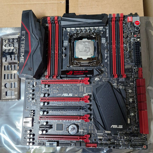 ASUS RAMPAGE V EXTREME X99