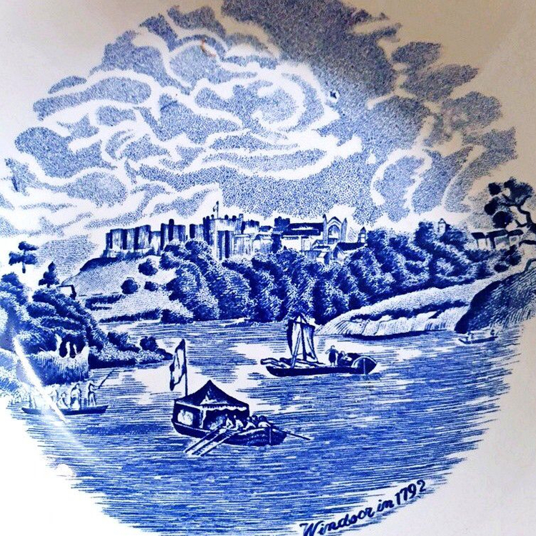 존슨브라더스 올드브리튼캐슬 블루 스프볼 이미지