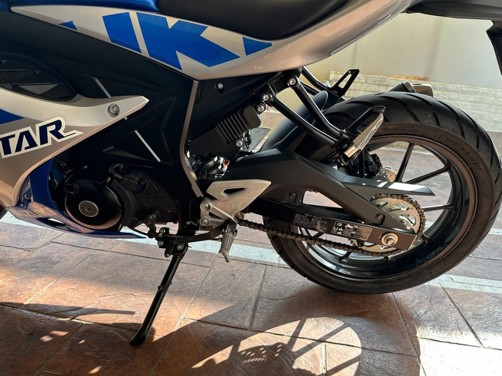 스즈키 2021 gsx-r125 스페셜컬러 이미지