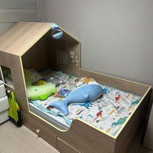 리바트 키즈 침대 판매합니다.