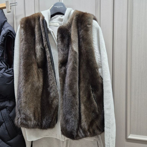 한섬 타임밍크조끼