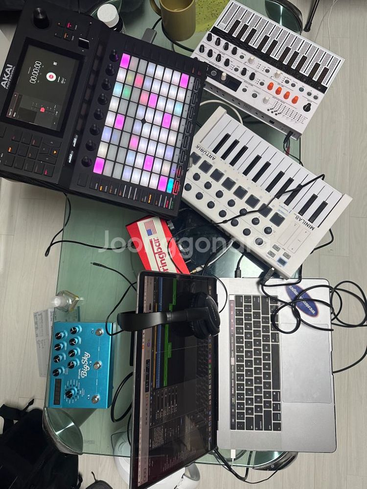 akai force--1