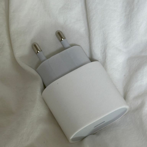 애플 정품 20W 어댑터 충전기