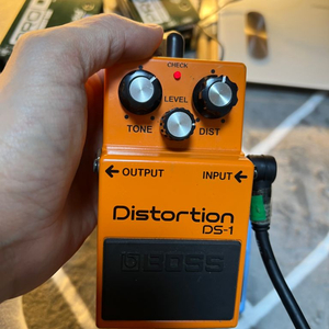 BOSS Distortion 보스 디스토션 꾹꾹이