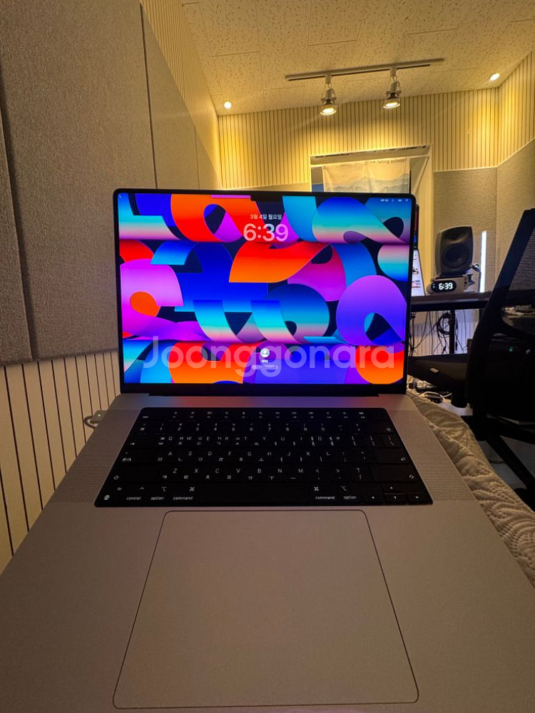[급처]애플 맥북프로 m1 pro 16인치 거의새것--1