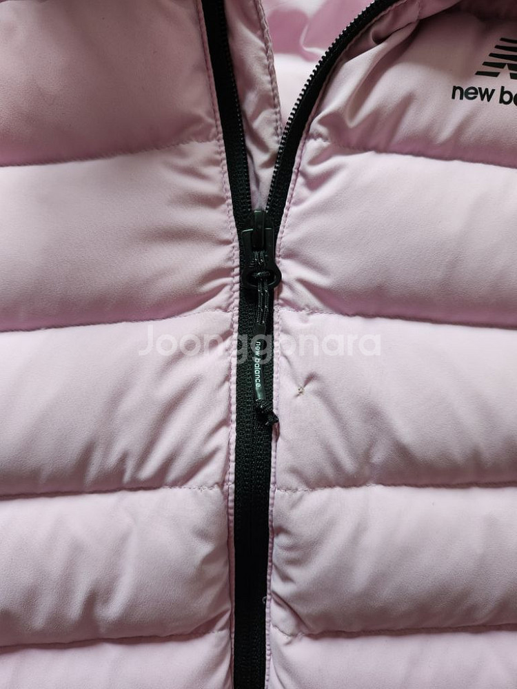 뉴발란스 여아 거위털 경량패딩잠바 140--4