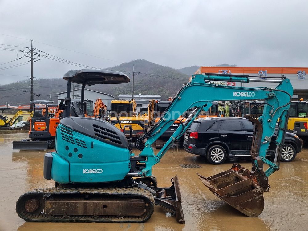 중고굴삭기 코벨코 SK35SR-6E 코집 2019년식--2