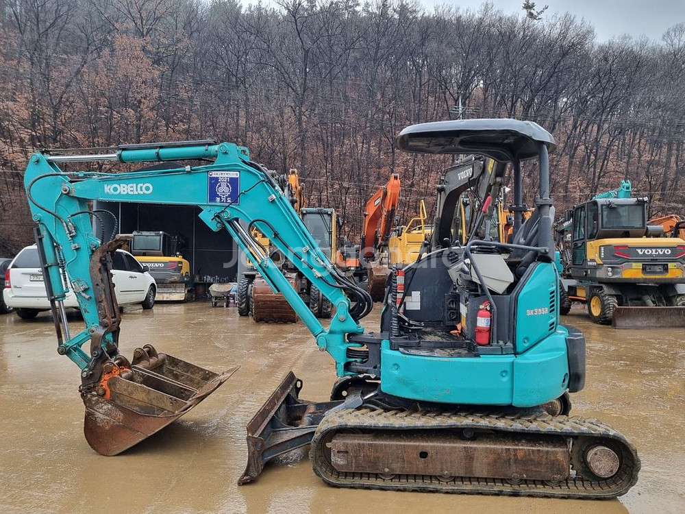 중고굴삭기 코벨코 SK35SR-6E 코집 2019년식--1