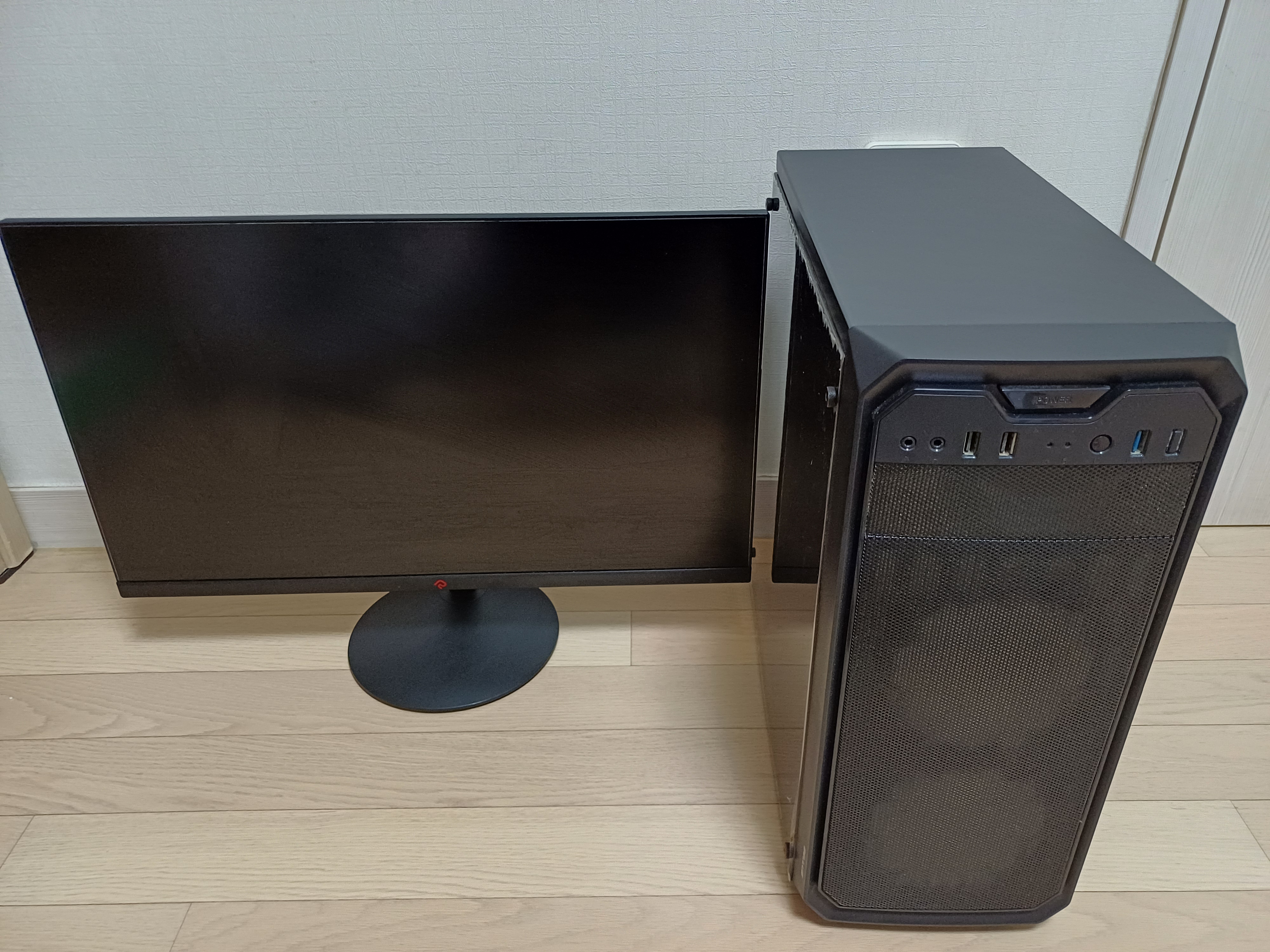 컴퓨터 PC 본체 + 24인치 모니터 싸게 팝니다--0