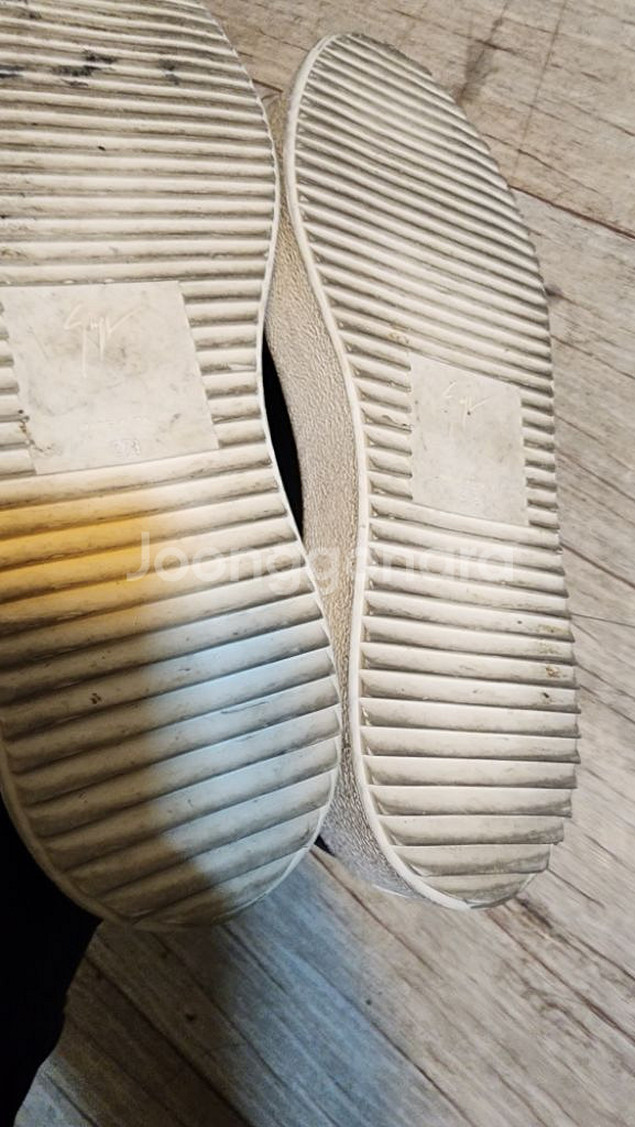 수입가죽스니커즈 37사이즈--3