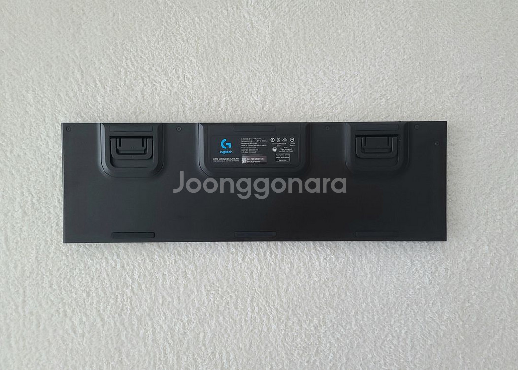 로지텍 G913 RGB 기계식 무선 게이밍 키보드--3