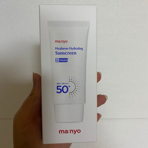 마녀공장 히알루론 하이드 레이팅 선크림 50ml