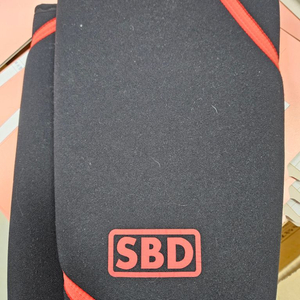 SBD 니슬리브 팝니다