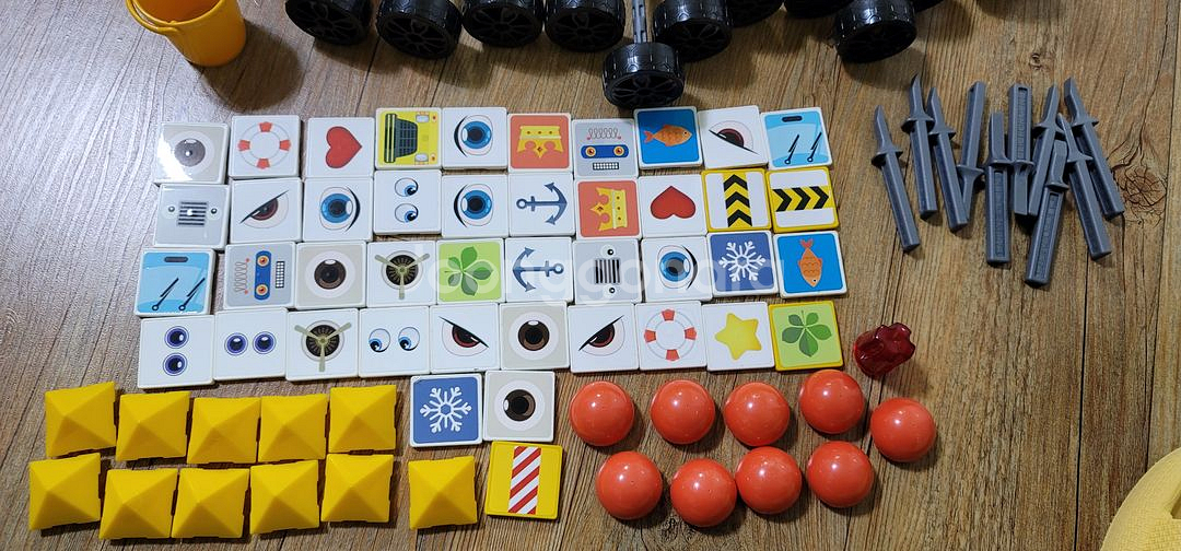 클릭포머스 300pcs 팝니다.--2