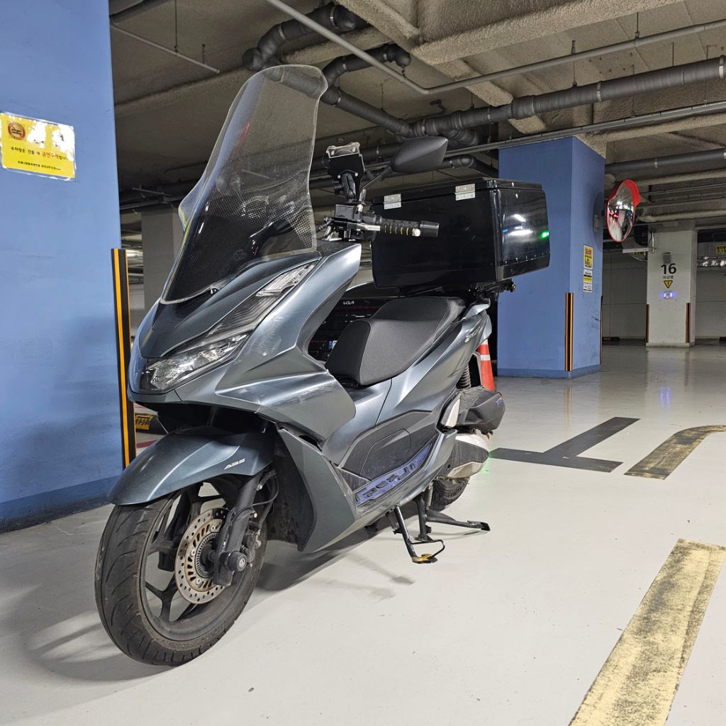 2022년식 혼다 PCX125cc