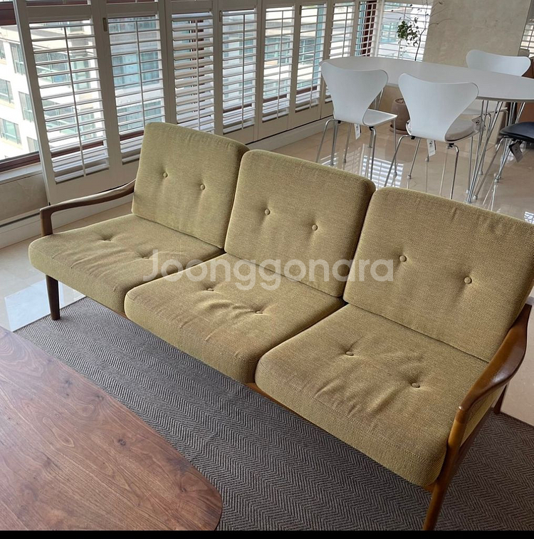 명품가구 빈티지 가리모쿠 60 프레임체어 3~4인용--1