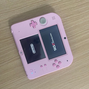 닌텐도 2ds 식빵 핑크 팔아요