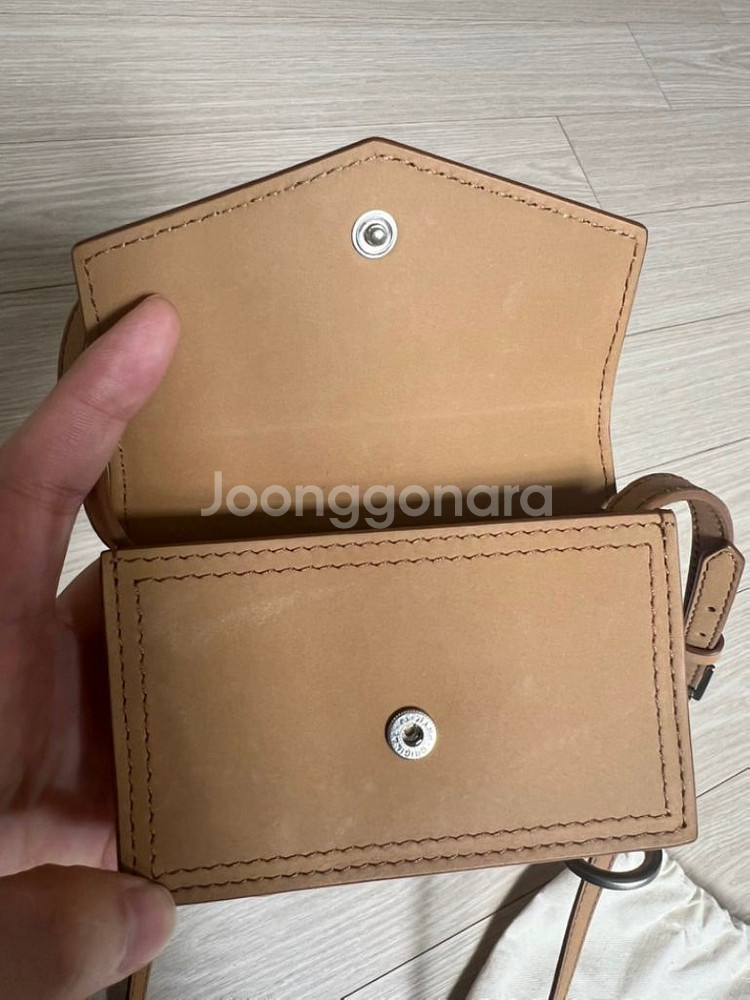 자크뮈스 르 포르테 아주르 미니백 라이트브라운--6